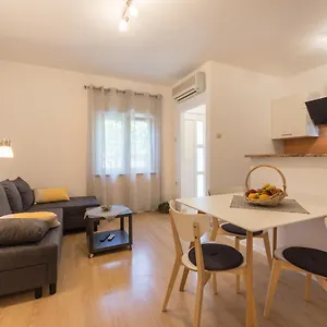 Piccola Pineta Apartment